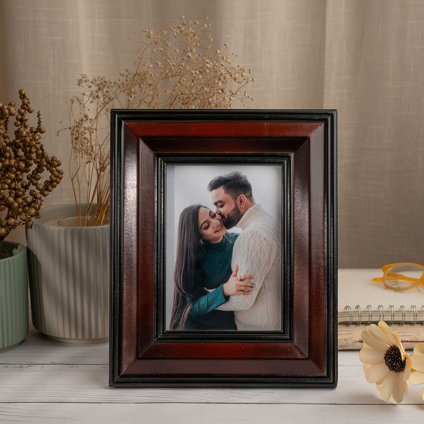 Ferme Classic Wooden Photo Frame Burgundy FPF101- 5x7 inches